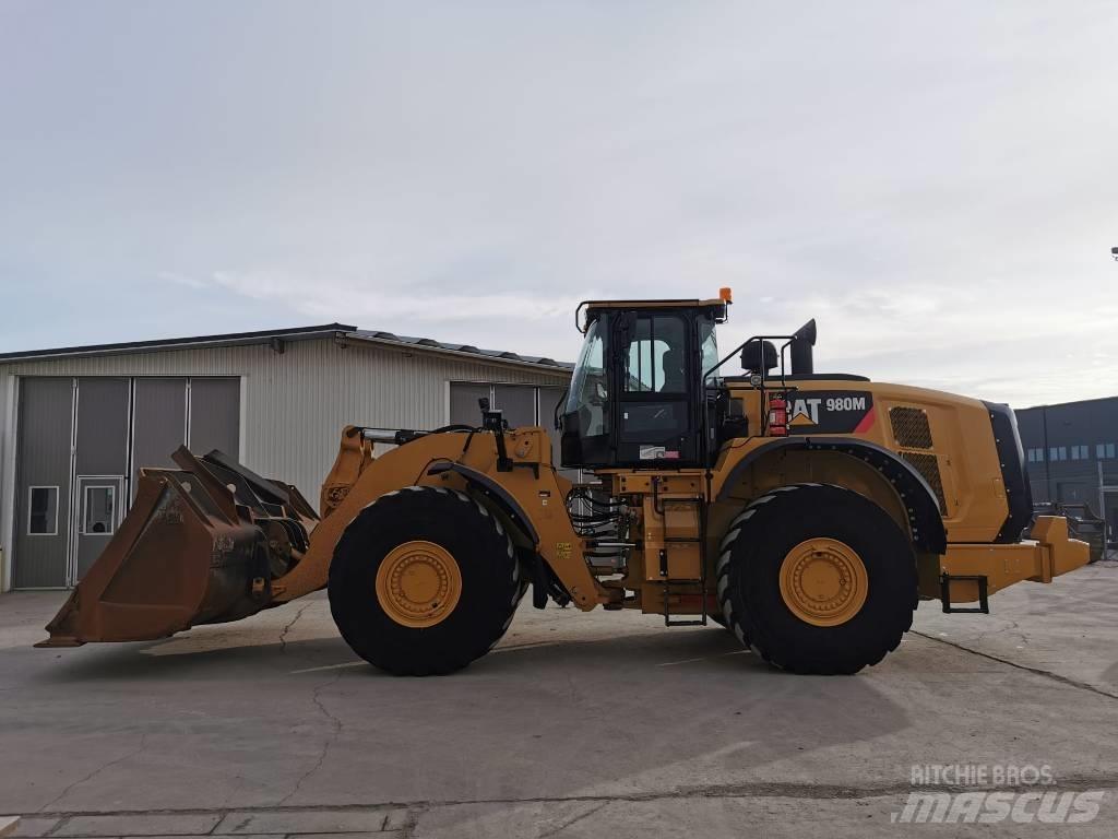 CAT 980M Kolesni nakladalci