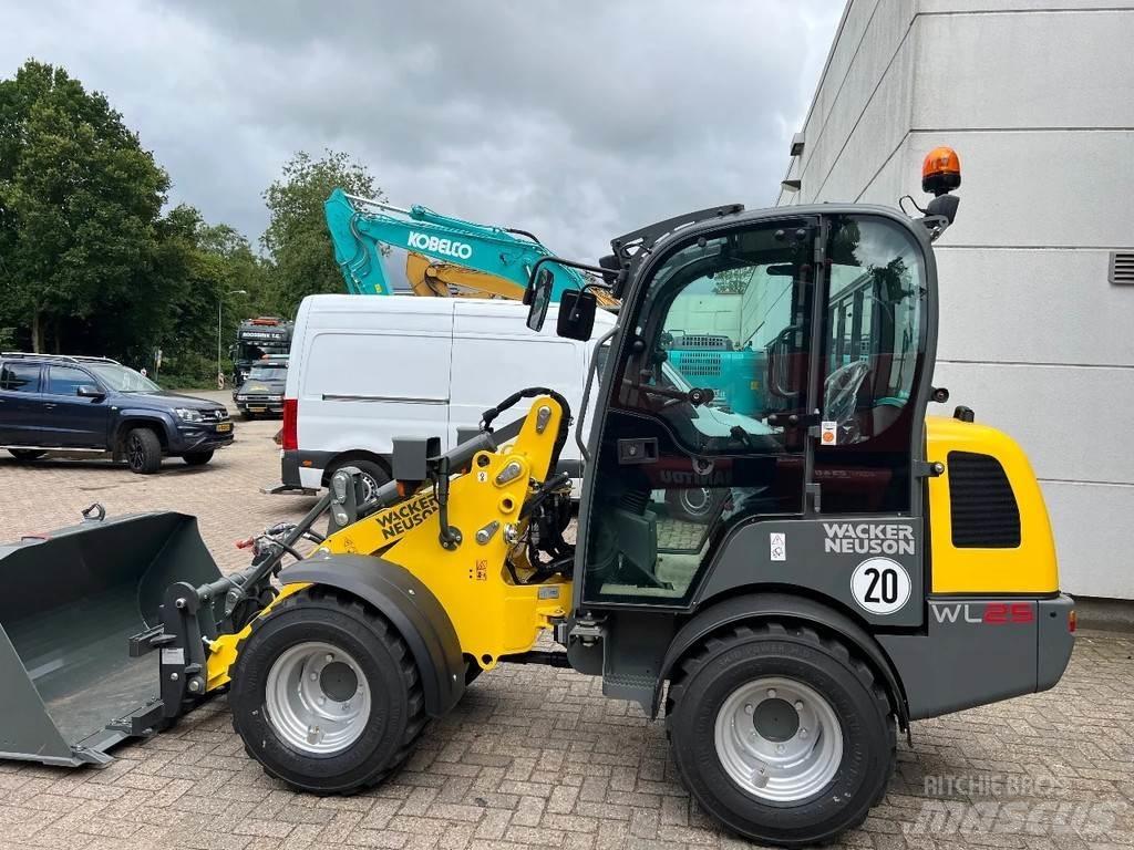 Wacker Neuson WL25 Kolesni nakladalci