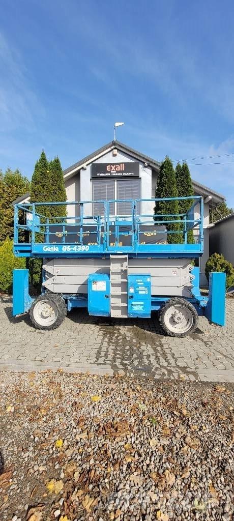 Genie GS 4390 Škarjaste dvižne ploščadi