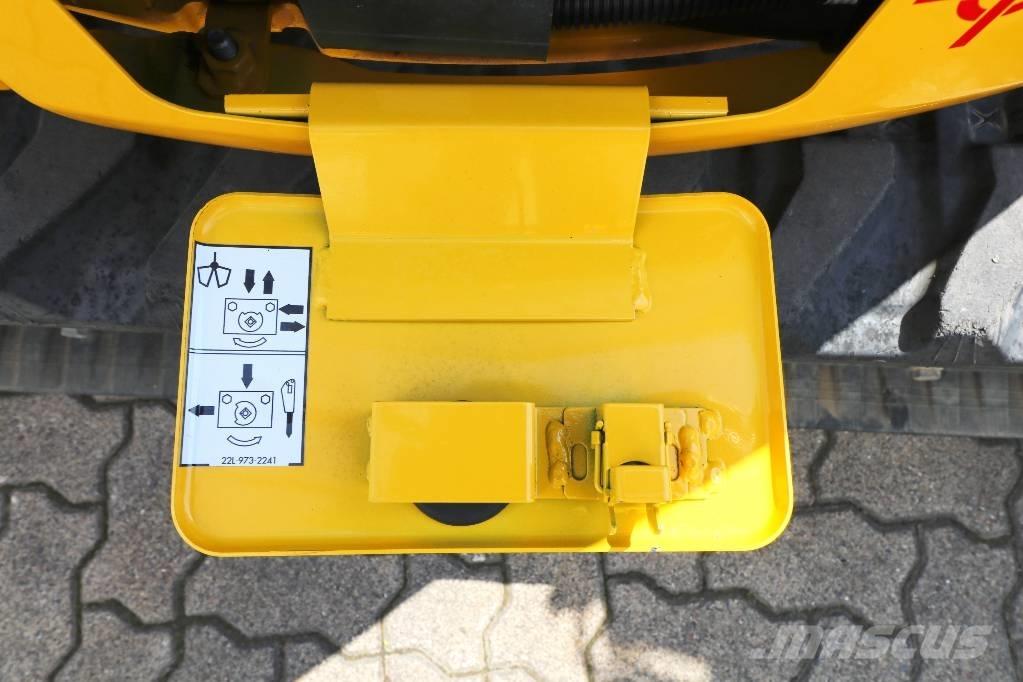 Komatsu PC 25 MR5 Mini bagri <7t