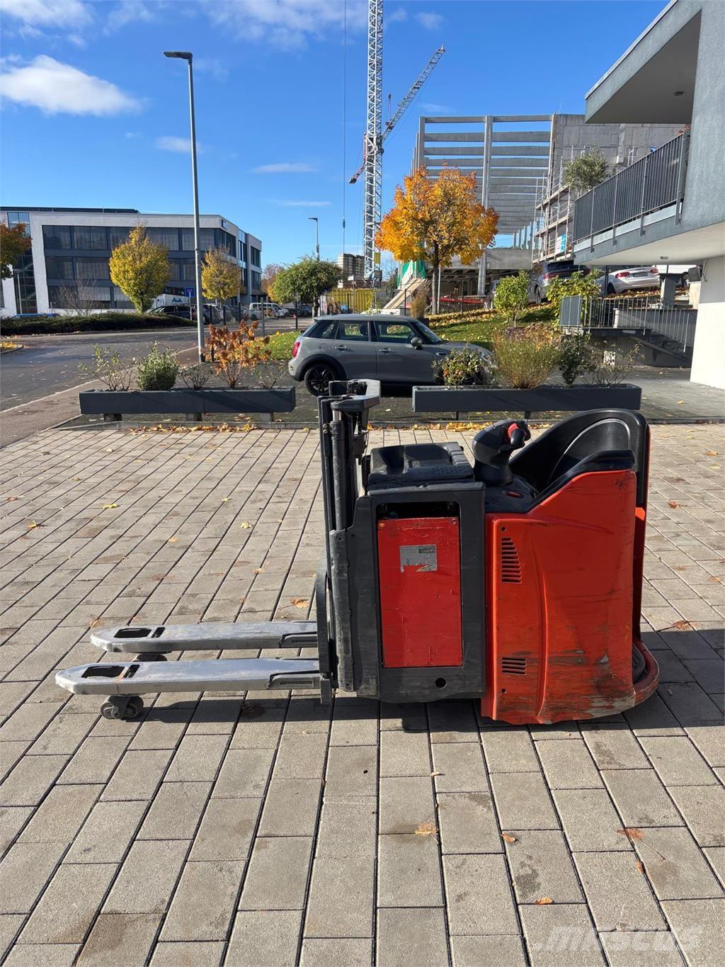 Linde L12 LHP SP Samopogonski ročni viličarji