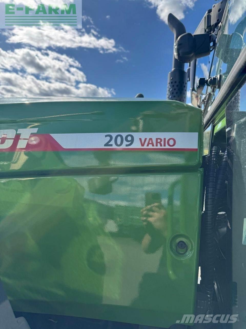 Fendt 209 Traktorji