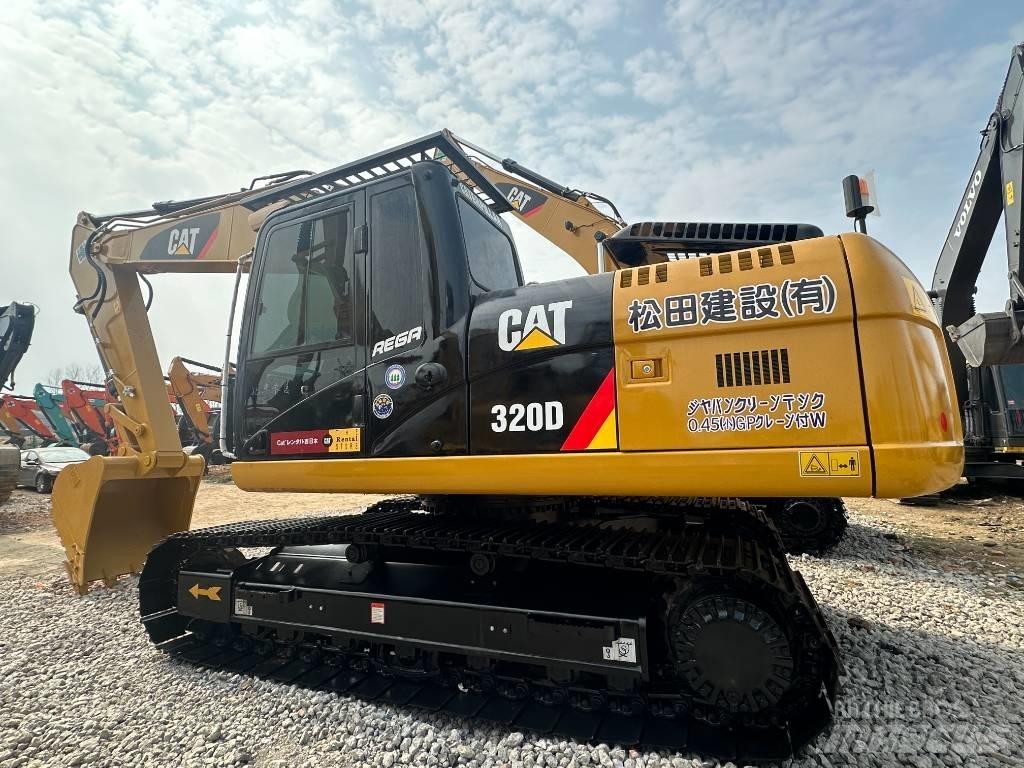 CAT CAT320D2 Bagri goseničarji