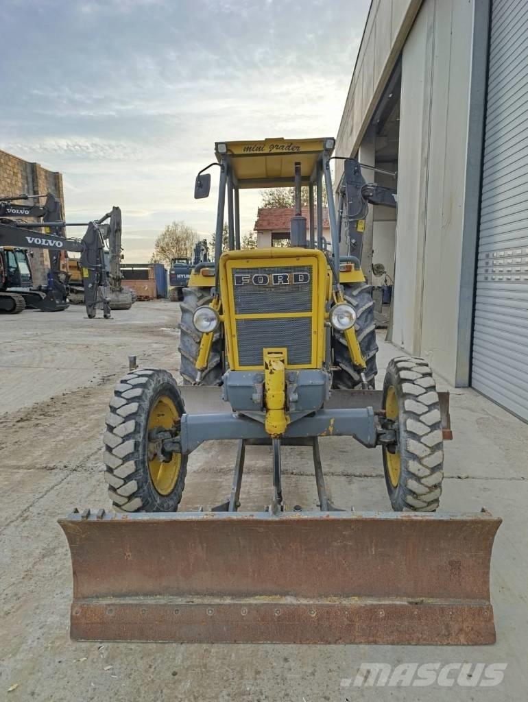 Ford Minigrader Grederji