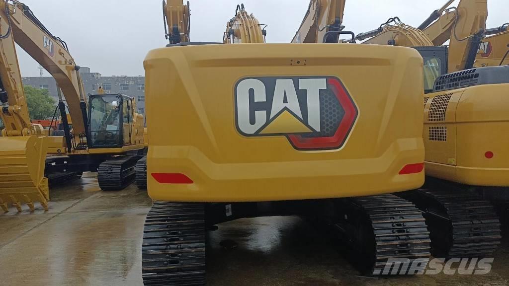 CAT 2022 CAT 323GC Bagri na kolesih