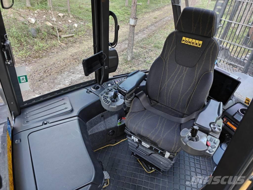 Ponsse Buffalo 8W Forwarderji