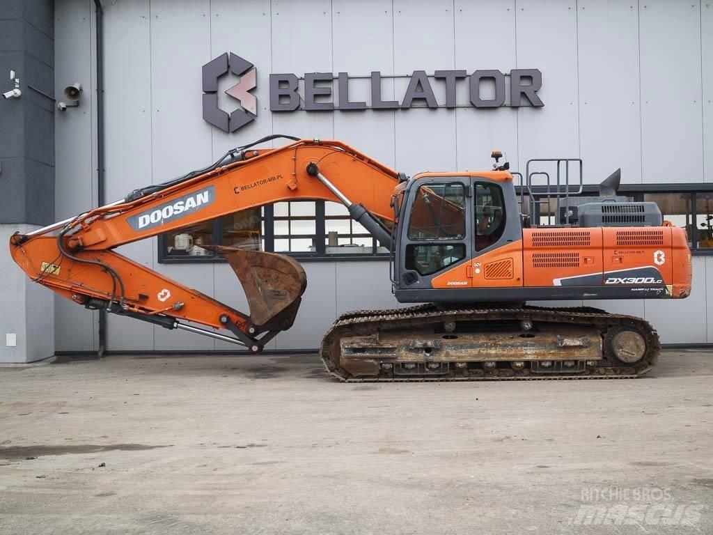 Doosan DX 300 LC-5 Bagri goseničarji