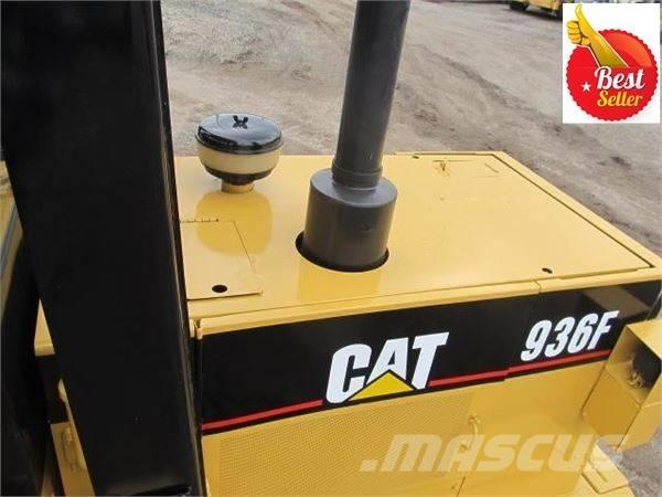 CAT 936 F Kolesni nakladalci