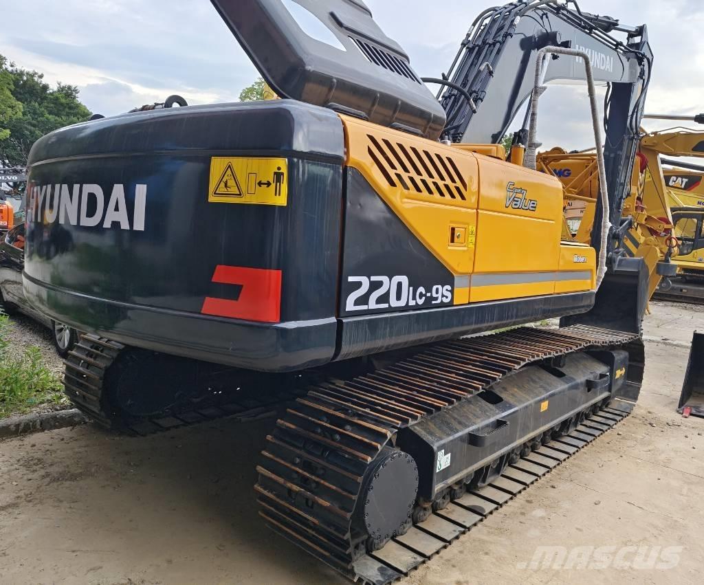 Hyundai R220LC-9S Bagri goseničarji
