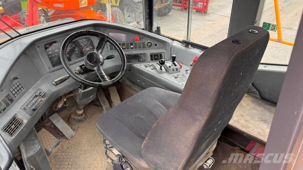 Volvo A 25 D Zglobni demperji