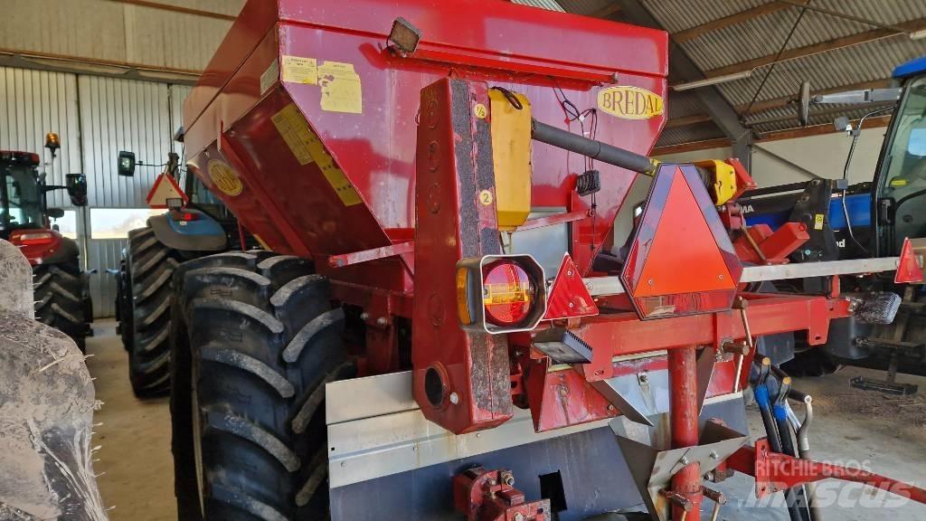 Bredal K 65 Trosilniki mineralnega gnojila