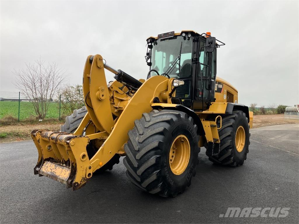 CAT 938 M Kolesni nakladalci