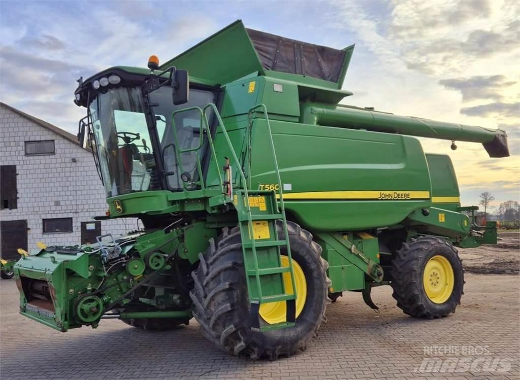 John Deere T560 Kombajni