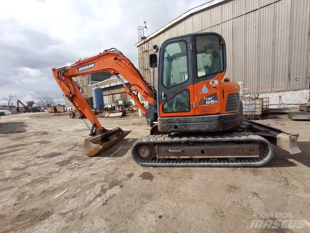 Doosan DX 85 R-3 Midi bagri 7t – 12t