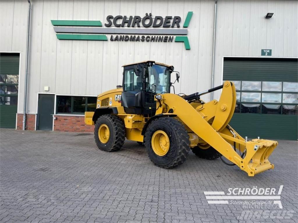 CAT 938 HL Kolesni nakladalci