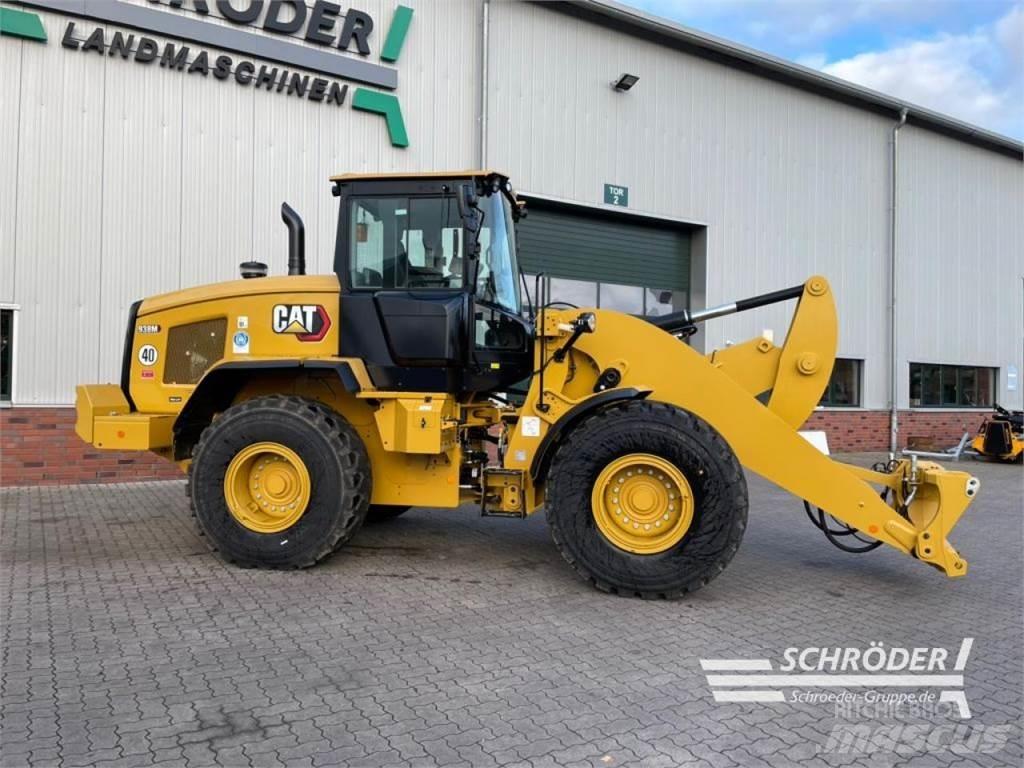 CAT 938 HL Kolesni nakladalci