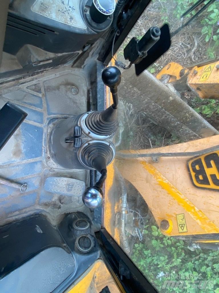 JCB 3 CX Rovokopači