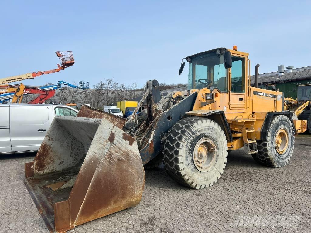 Volvo L 120 C Kolesni nakladalci