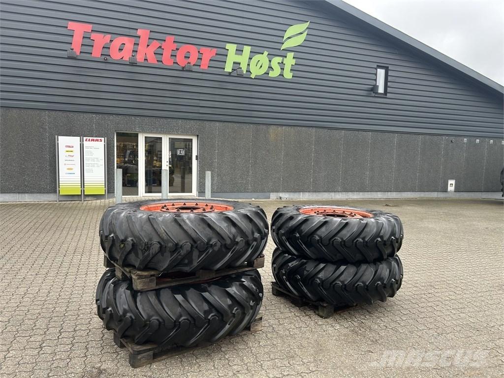 Goodyear 16,9-30 Gume, kolesa in platišča