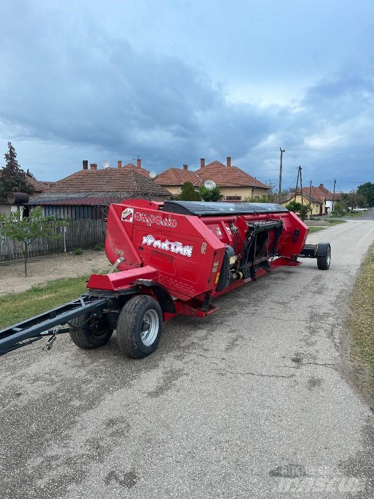 Capello Spartan 610 Kombajni za krmo