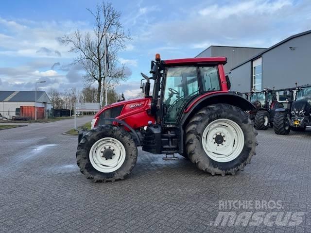 Valtra N123 Hitech5 Traktorji
