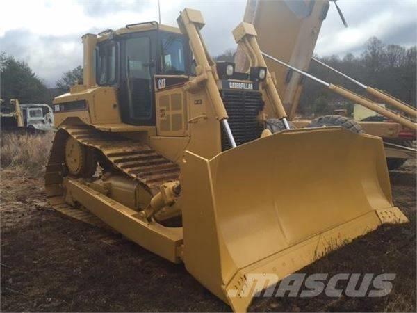 CAT D 6 R Buldožerji goseničarji