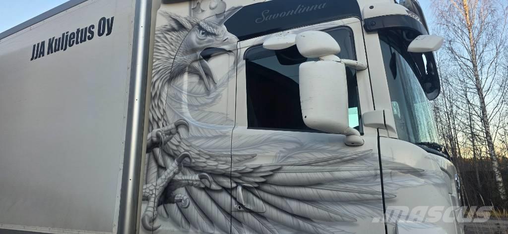 Scania R 360 Tovornjaki zabojniki