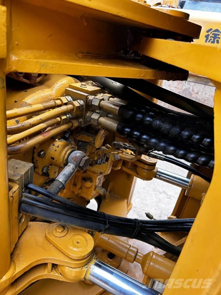 SDLG B860 Rovokopači