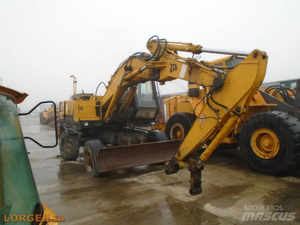 JCB JS 130 W Bagri na kolesih