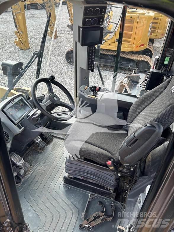 CAT 962M Kolesni nakladalci
