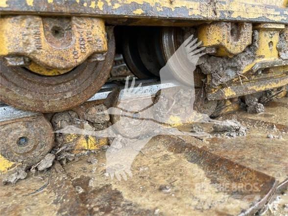CAT D3 LGP Buldožerji goseničarji