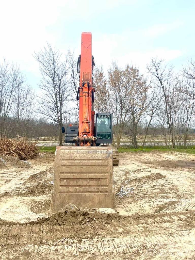 Hitachi ZX 350 LC-3 Bagri goseničarji
