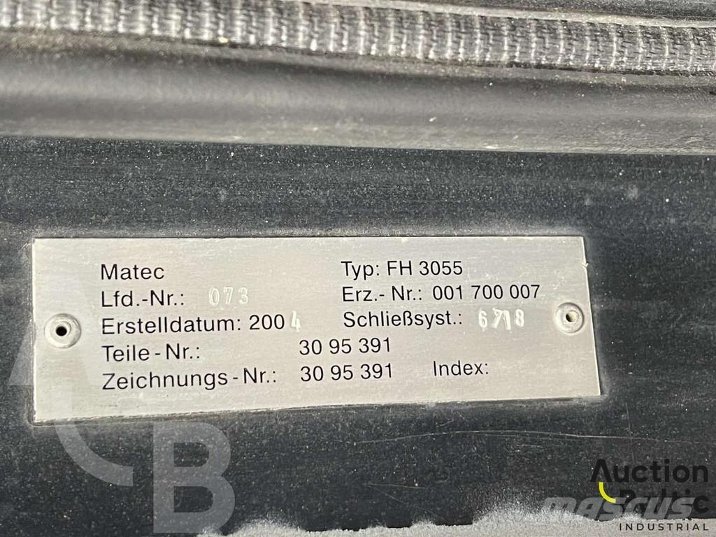 Grove GMK 3055 Tovornjaki z žerjavom