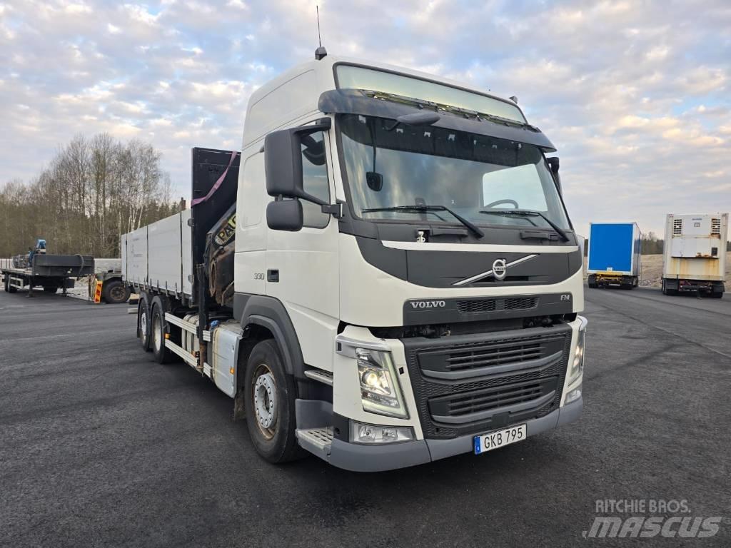 Volvo FM 330 Tovornjaki z žerjavom