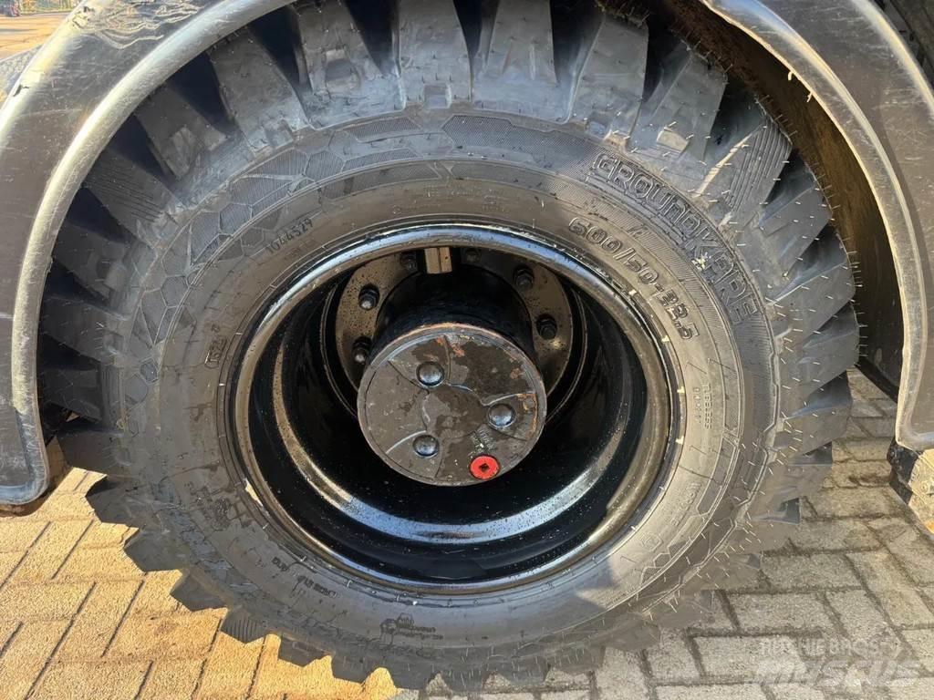 CAT M315F Bagri na kolesih