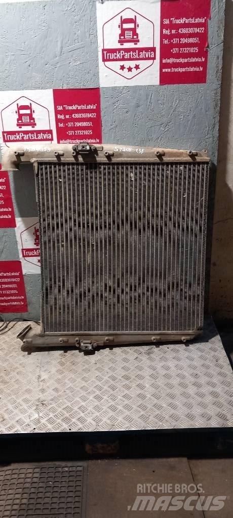 Scania 94 D.     1384059 Radiatorji