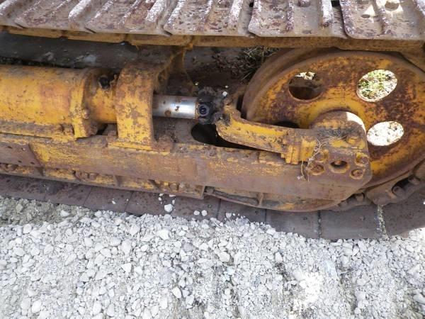 Komatsu D20S-3 Buldožerji goseničarji