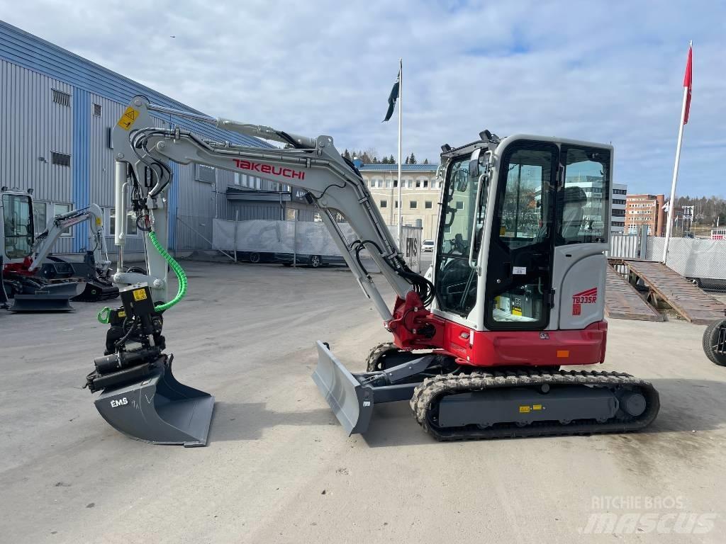 Takeuchi TB 335 R Mini bagri <7t