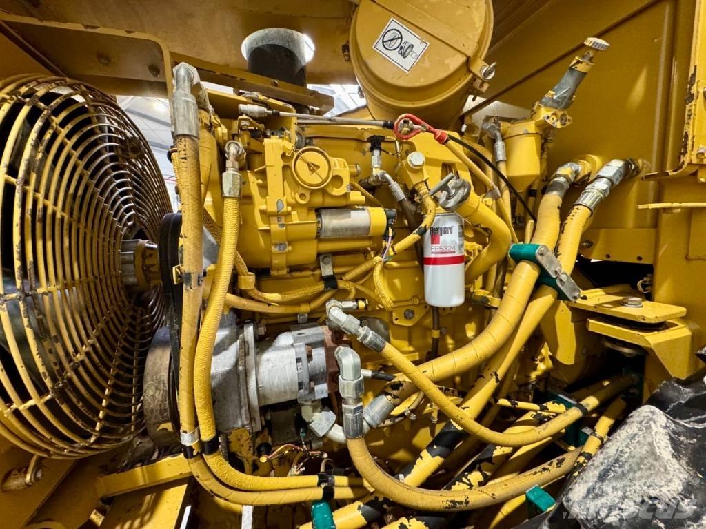 CAT CS 563 C Enojni valjarji