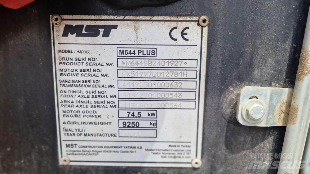 MST M644 PLUS Rovokopači