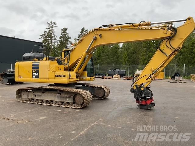 Komatsu PC210 Bagri goseničarji