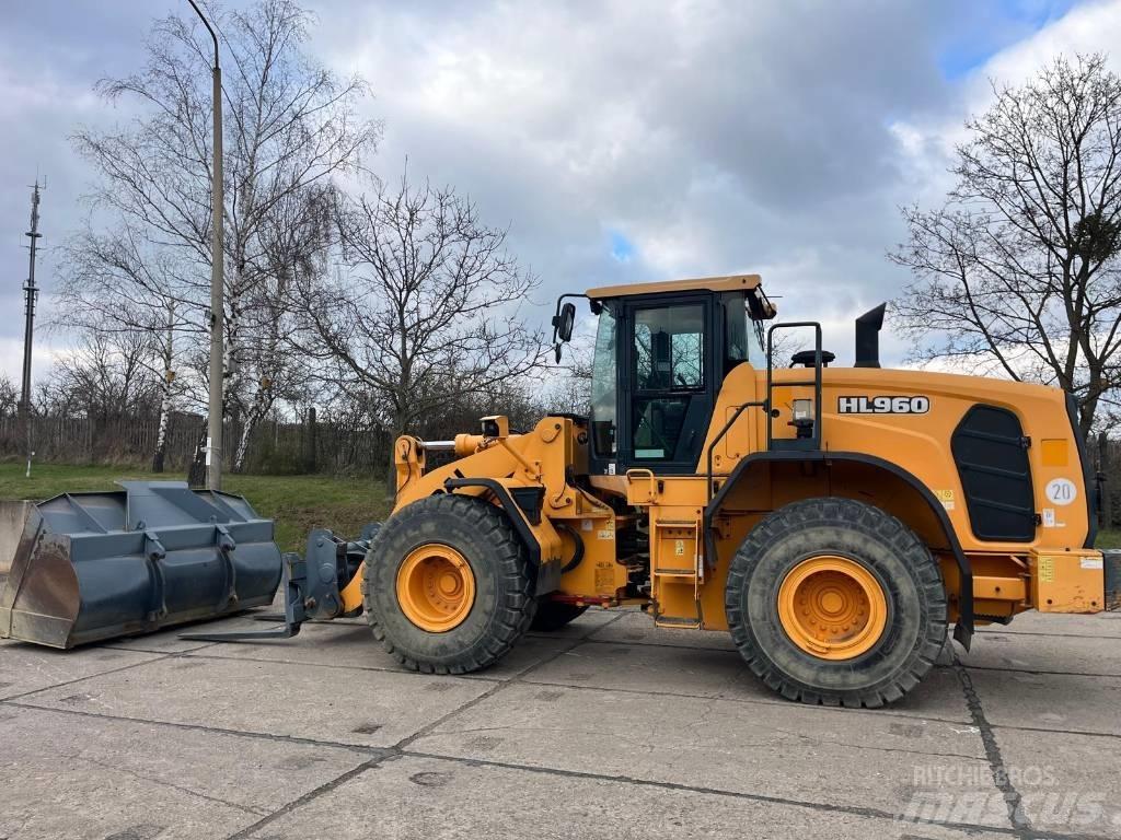 Hyundai HL 960 Kolesni nakladalci