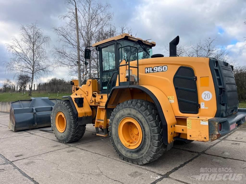 Hyundai HL 960 Kolesni nakladalci