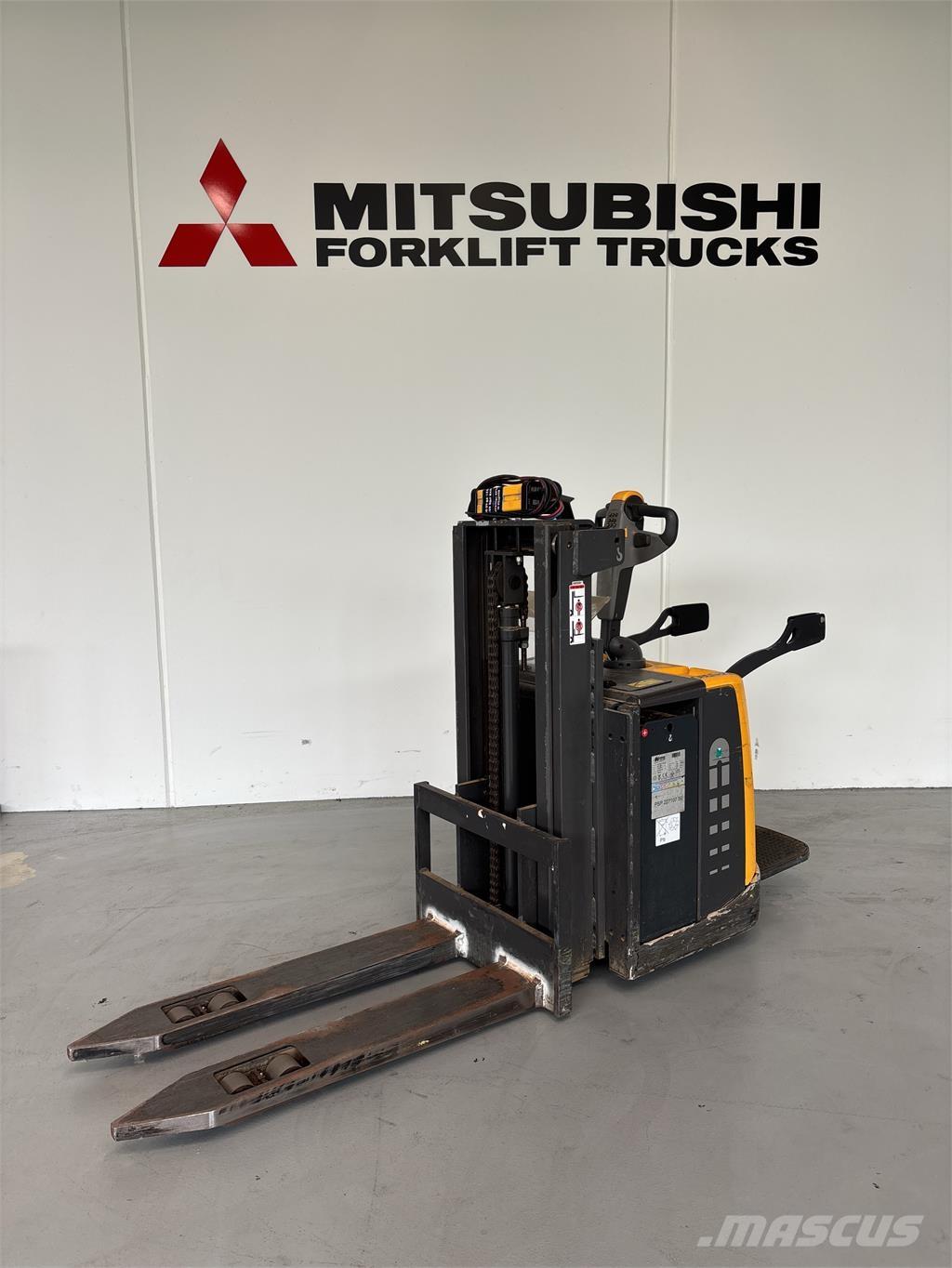 Atlet PSP160 Samopogonski ročni viličarji