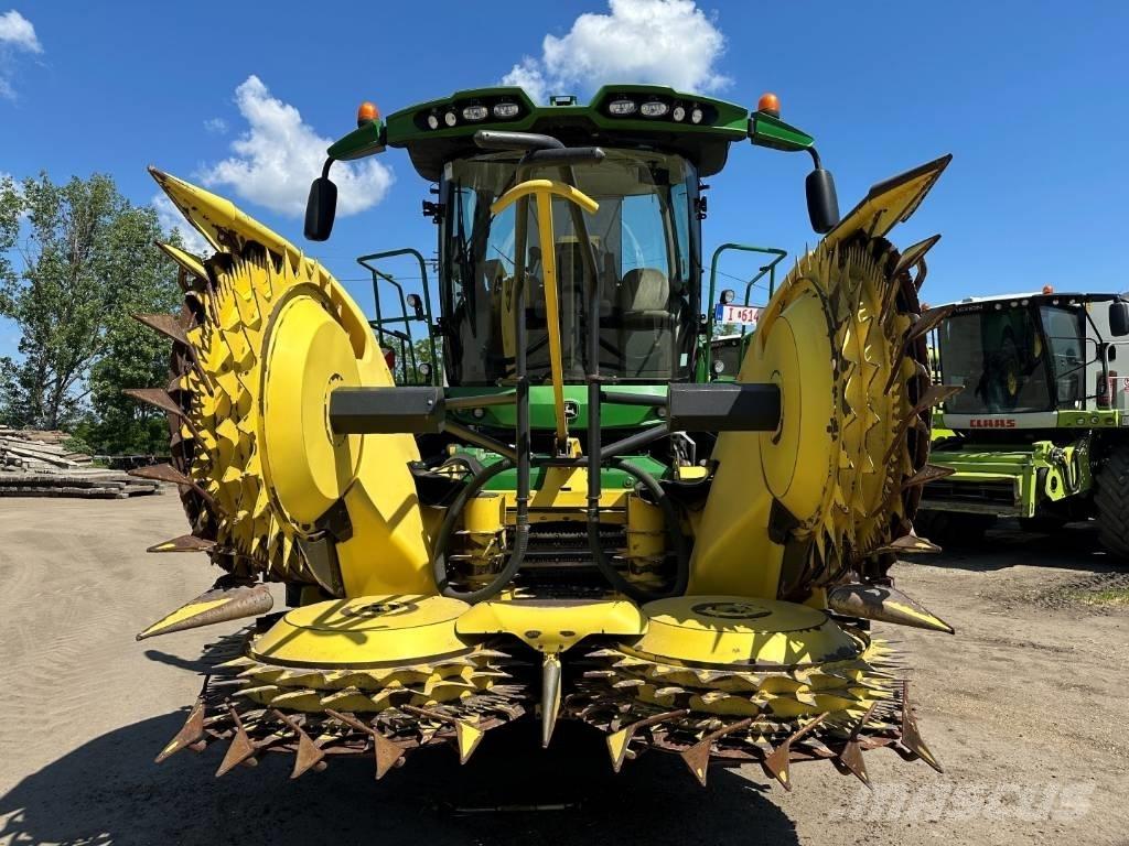 John Deere 8600 Stroji za krmo na lastni pogon