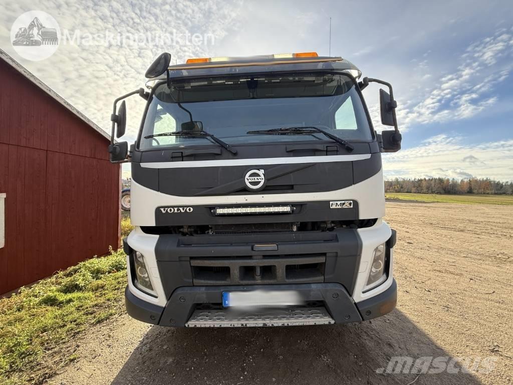Volvo FM 6*4 Kiper tovornjaki