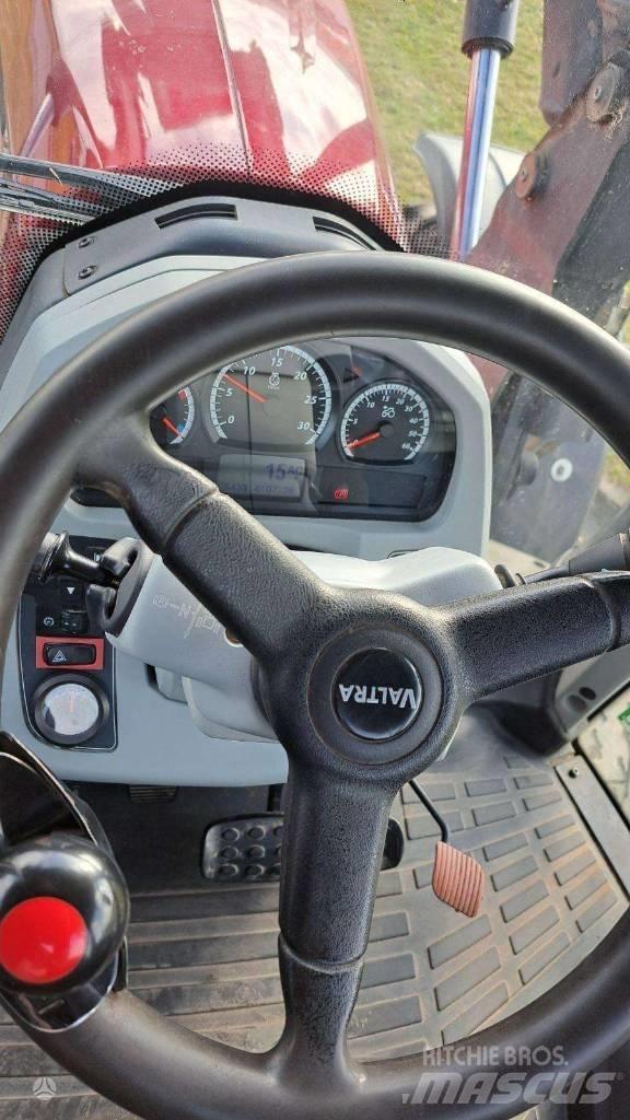 Valtra T 214 Traktorji