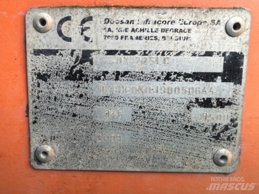 Doosan DX 225 LC Dolgo sežni bagri