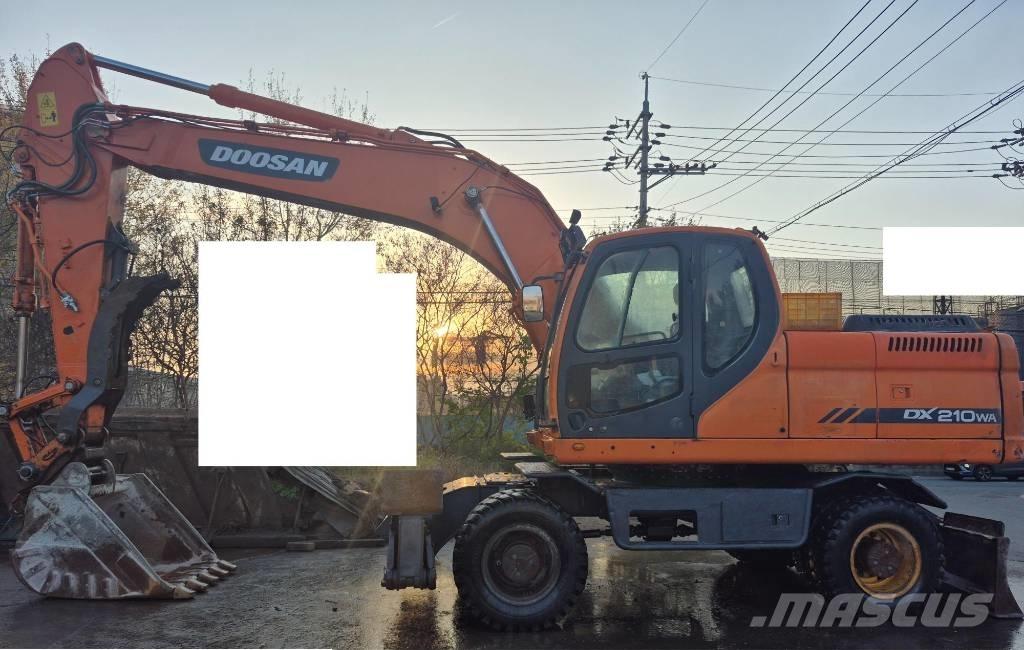 Doosan DX 210 WA Bagri na kolesih