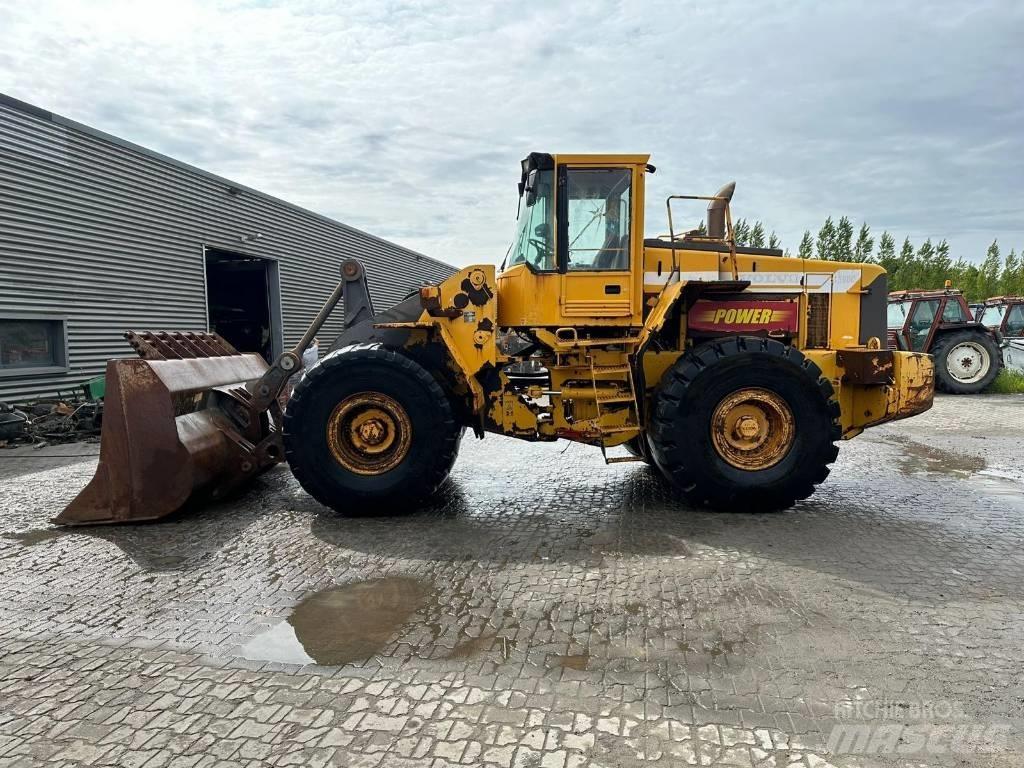 Volvo L180C Kolesni nakladalci